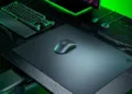 Razer представила Atlas Pro — ультратонкий килимок для миші з загартованого скла