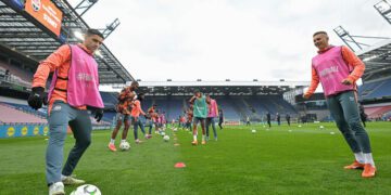 ФОТО. Шахтар провів відкрите тренування перед матчем ЛК проти АЗ Алкмар