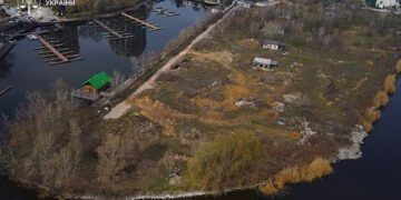 Міськрада Дніпра віддала півострів під забудову: прокуратура оскаржує
