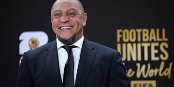 Роберто Карлос: шлях від текстильного заводу до статусу легенди футболу