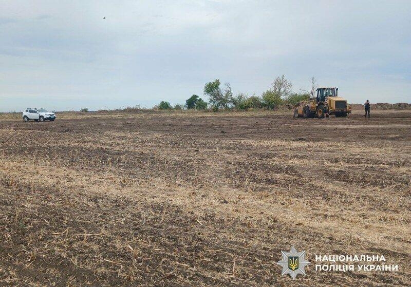 Розорав курган заради поля: на Миколаївщині судитимуть агронома