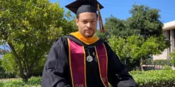 Розробник ігор, інженер, репетитор: що відомо про Коула Томаса Аллена, який стріляв на вечері Трампа з журналістами