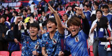 ВІДЕО. Японські вболівальники вразили англійців своїми діями після матчу