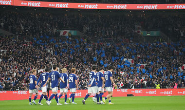 ВІДЕО. Японські вболівальники вразили англійців своїми діями після матчу