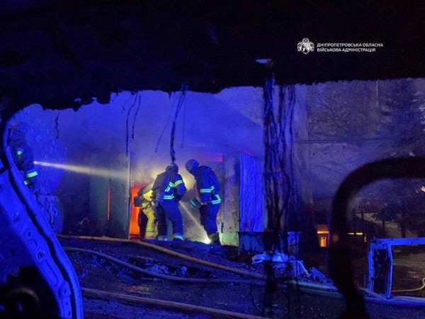 Ворог масовано атакував Дніпро та Нікопольщину: загинули люди, багато поранених