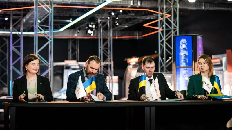 У 250 школах України з’являться сучасні STEM-кабінети: проєкт запустило МОН спільно з ДТЕК и Метінвест Ахметова