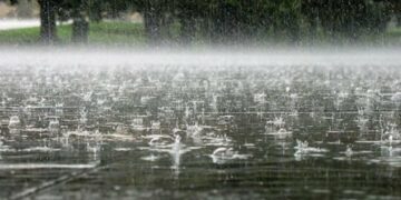 У Запорізькій області очікуються несприятливі погодні умови: сильні опади і гроза