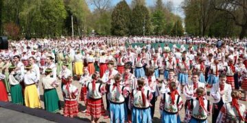 На Хмельниччині встановили рекорд України з наймасовішого виконання подільського “Краков’яка”