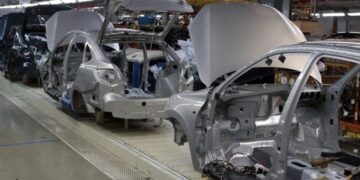 Російський автогігант зникає з Європи: за рік вони продали лише три автомобілі