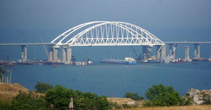 ЗСУ уразили біля Кримського мосту не просто катери: чим важливі для Кремля судна "Соболь" і "Грачонок"