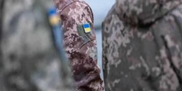 “ТЦК шукає 60-річних чоловіків з 5-ма професіями, щоб відправити служити у ці місця”: пенсіонери і нові правила мобілізації