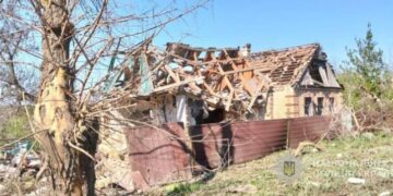 Правоохоронці евакуювали з Комишувахи і Таврійського двох людей