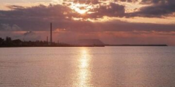 Море, яке втрачає себе: як змінюється Азов, поки окупанти будують “курорти”, – ФОТО, ВІДЕО