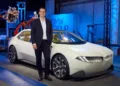 Нова ера BMW: Мілан Недєлькович замінив Олівера Ціпсе на посаді CEO