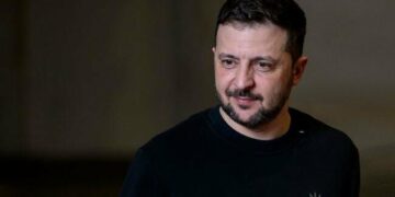 «Дивне бажання бути в Москві»: Зеленський застеріг іноземних лідерів від поїздок на парад 9 травня