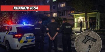 Військовий утік зі служби і влаштував стрілянину біля будинку у Харкові