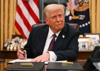 Трамп розгорнув ще одну війну: цього разу торгівельну з Євросоюзом