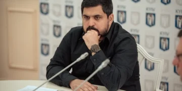 Тимур Ткаченко подав заяву на звільнення? Реакція КМВА