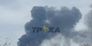 Тернопіль повністю в диму і без світла: більше пів сотні “шахедів” падали з неба один за одним (ВІДЕО)