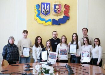 У Хмельницькій ОВА нагородили переможців конкурсу з медіаграмотності та кібербезпеки