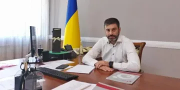 Представники нового омбудсмана РФ погодилися передати полоненим партію листівок – Лубінець