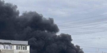 Страшні вибухи у Тернополі: “шахеди” один за одним нещадно б’ють по місту, Прикарпаття в зоні ризику