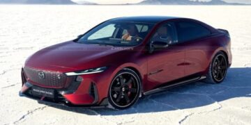 Нову дешеву модель Mazda показали в найкрутішому вигляді