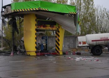 Чотири АЗС, СТО та автомийка: наслідки “паливної” атаки росіян по Харкову