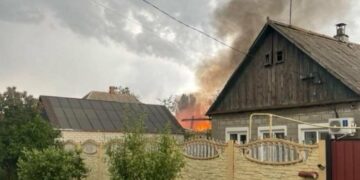 Армія РФ атакувала Запоріжжя дронами: пошкоджені будинки та промисловий об’єкт