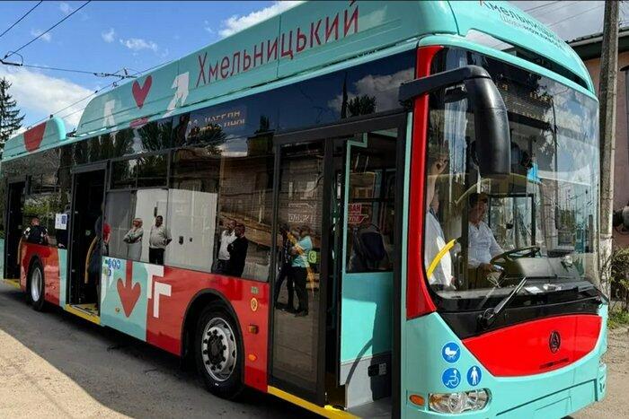 У Хмельницькому тимчасово змінять рух тролейбусів: перелік маршрутів