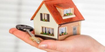 З 1 травня відкрито бронювання коштів за житловими ваучерами для переселенців з окупованих територій