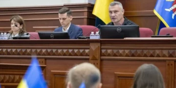 Метро на Троєщину. Київраді не вистачило голосів для важливого рішення