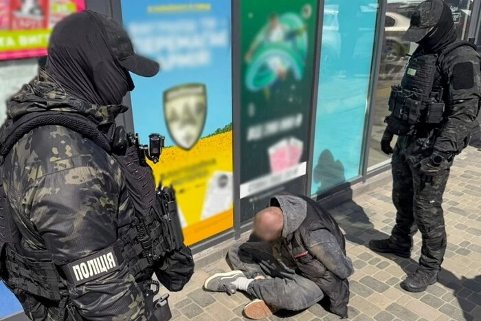 Посада капелана за $25 тис.: у Києві затримано організатора схеми для ухилянтів