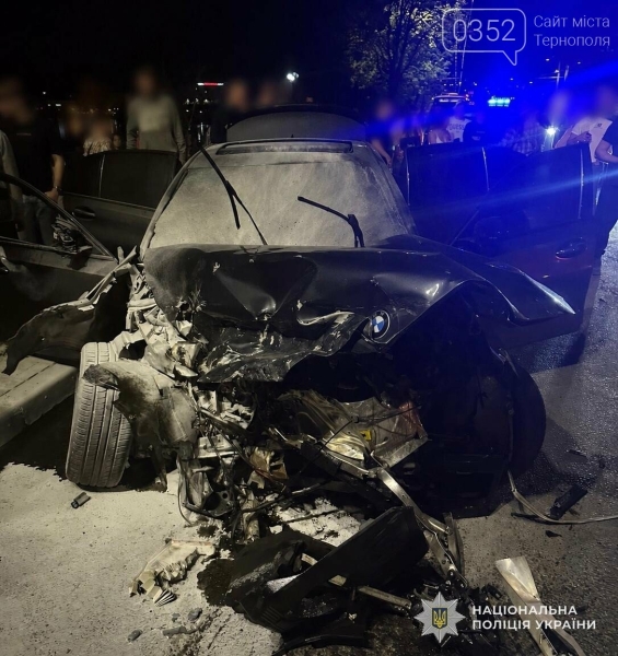 Трагічна ДТП біля дамби у Тернополі: одна людина загинула, автомобілі перетворилися на брухт (ФОТО)