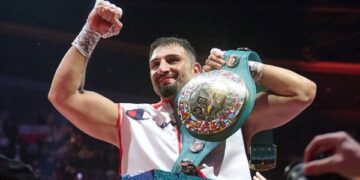 Кабаєл відвідає шоу Усик – Верховен і вийде на ринг