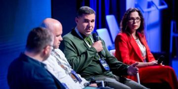 «Якщо хочеться миттєвого ефекту – потрібно виключити Telegram, але це непопулярно»: головне з четвертої панелі Kyiv StratCom Forum 2026