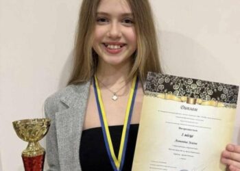 “Блискуче досягнення”: юна вокалістка з Тернополя здобула перемогу на конкурсах в Німеччині та Великій Британії