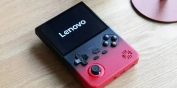 Було б краще, якби це була підробка! Lenovo продає в Китаї ретро-консоль Legion G02 з тисячами попередньо встановлених піратських копій ігор