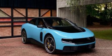 Не такий як усі: представлено перший електромобіль Ferrari (ВІДЕО)