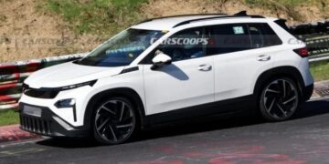 Найдешевший кросовер Skoda показали наживо до прем’єри