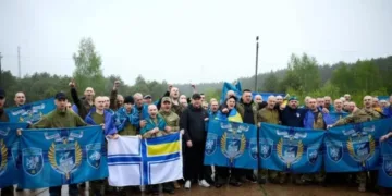 Після чотирьох років полону додому повернувся військовий з Прикарпаття
