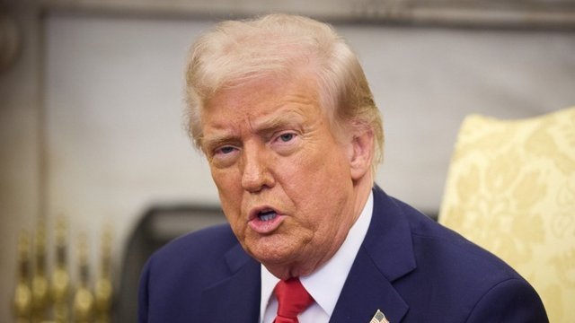 Військові США заявили про ураження шести малих катерів Ірану в Ормузькій протоці