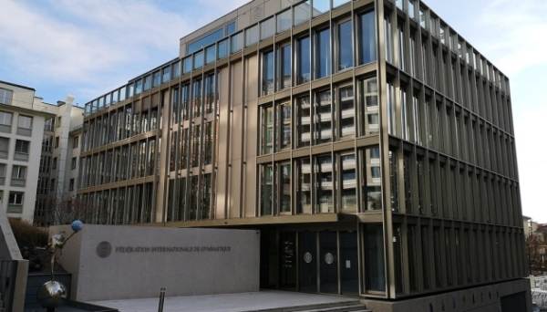 Російським і білоруським гімнастам дозволили виступати під своїми прапорами на міжнародних змаганнях