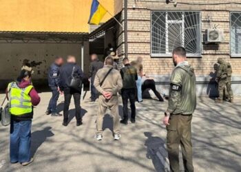У Дніпрі правоохоронці викрили посадовця ТЦК на одержанні хабаря