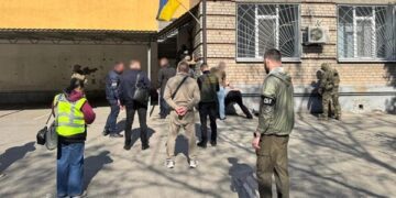 У Дніпрі правоохоронці викрили посадовця ТЦК на одержанні хабаря