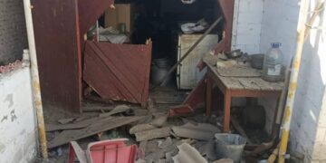 У Нікопольщині варвари пошкодили дронами 2 приватні будинки і гараж