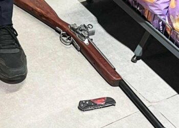 У  Вознесенську чоловік зайшов до супермаркету з «рушницею»: вона виявилася іграшковою, – ФОТО