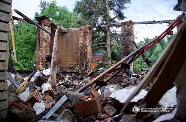 В ніч на 17 травня ворог атакував Дніпро та область: багато поранених та руйнувань