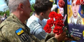 «Вишита стрічка пам’яті»: на Миколаївщині вшанували полеглих воїнів та підтримали родини військовополонених, – ФОТО