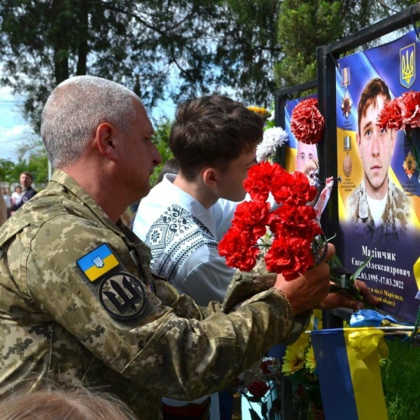 «Вишита стрічка пам’яті»: на Миколаївщині вшанували полеглих воїнів та підтримали родини військовополонених, - ФОТО